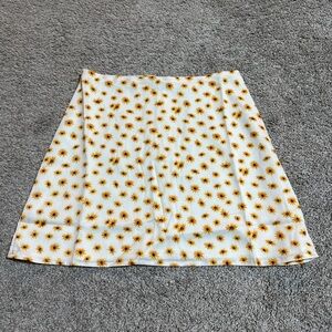 WeWoreWhat Sunflower A-Line Skirt in White and Yellow
